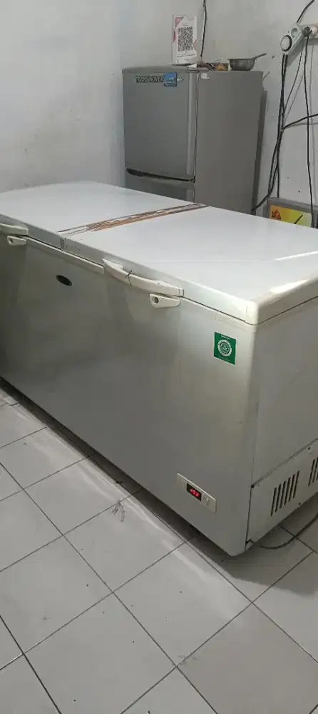 Freezer merk FRIGIGATE 600L normal.beku