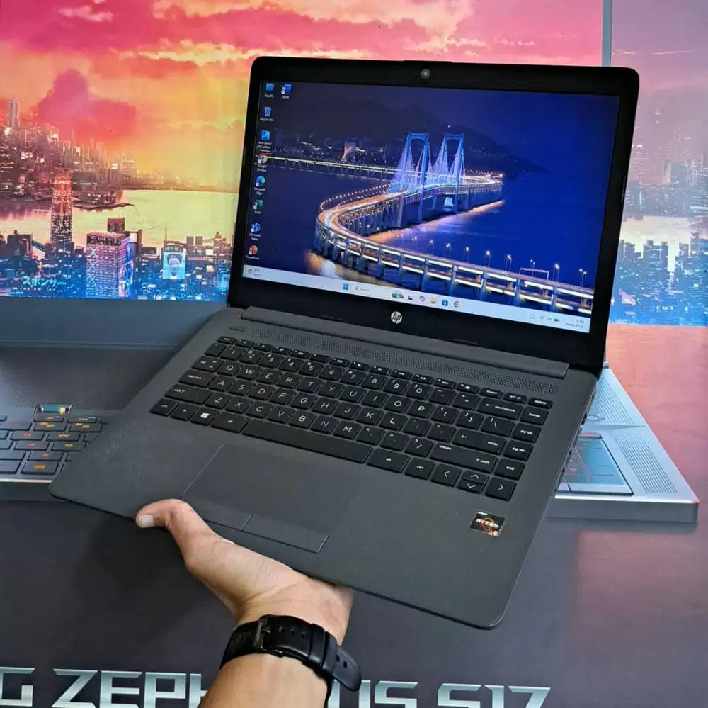 Hp 245 G7 AMD Ryzen 5-3500U RAM 8GB SSD 256GB
