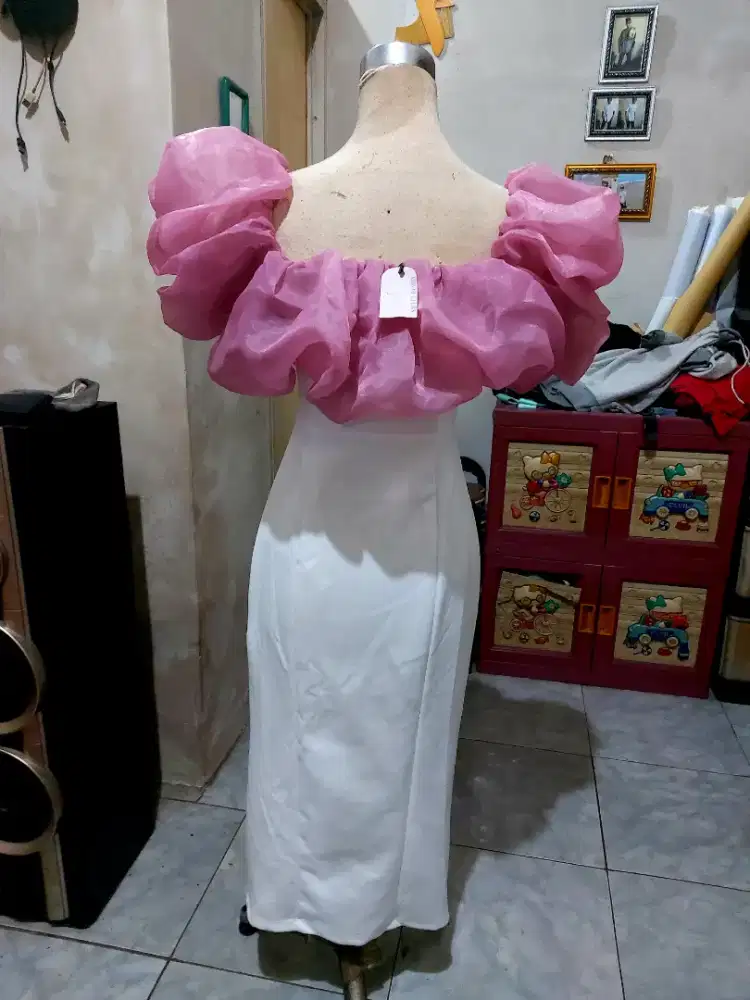 White slim dress