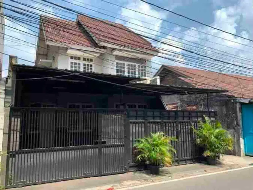 Dipasarkan rumah 2 lantai di Kebon Jeruk Jakarta Barat