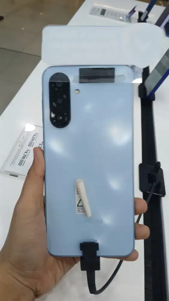 Samsung Galaxy A17
