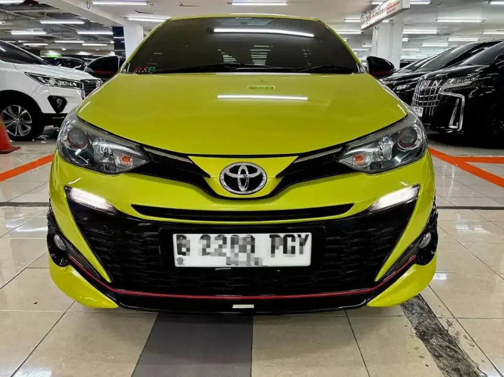 Toyota yaris S trd matik 2019 kuning apik low km
