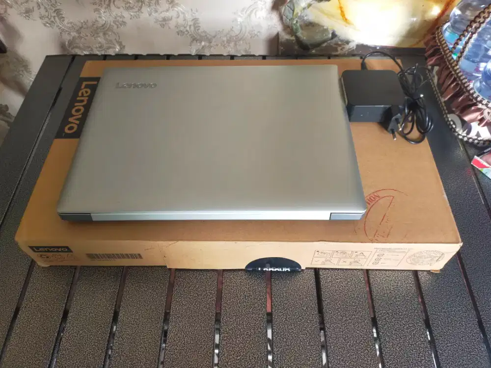 Laptop Lenovo Ideapad 330 amd