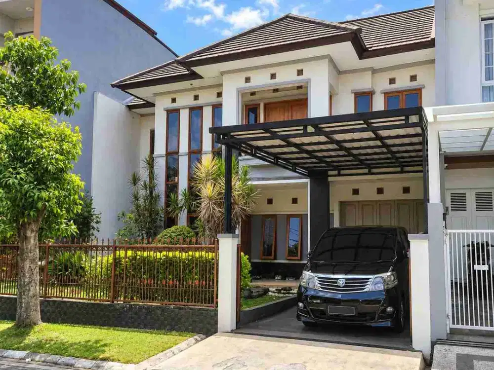Dijual Rumah Mewah Dalam Cluster Batununggal