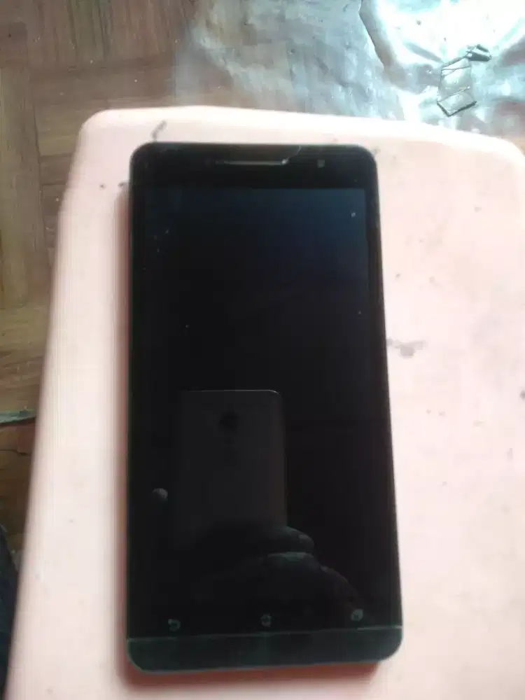 HP Asus Zenfone 5
