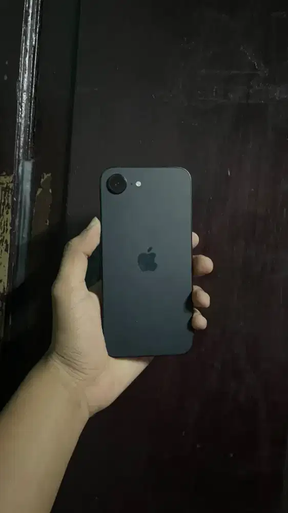iPhone 16 e 128GB ibox