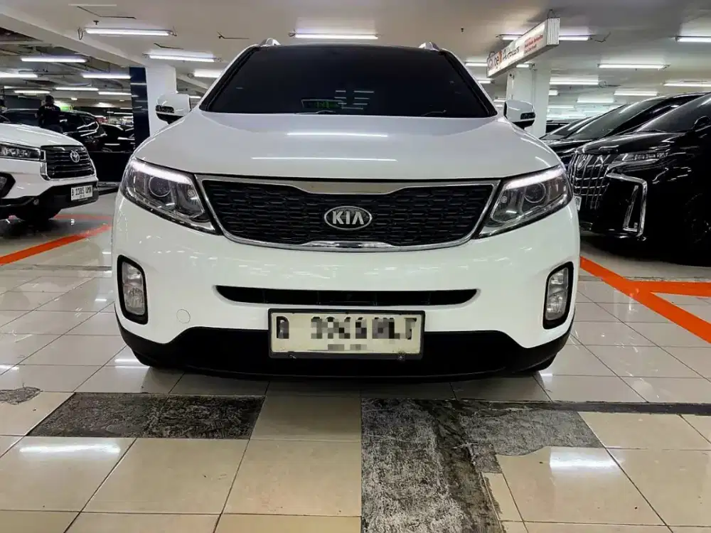 Kia sorento 2013 sunroof putih bensin pribadi apik