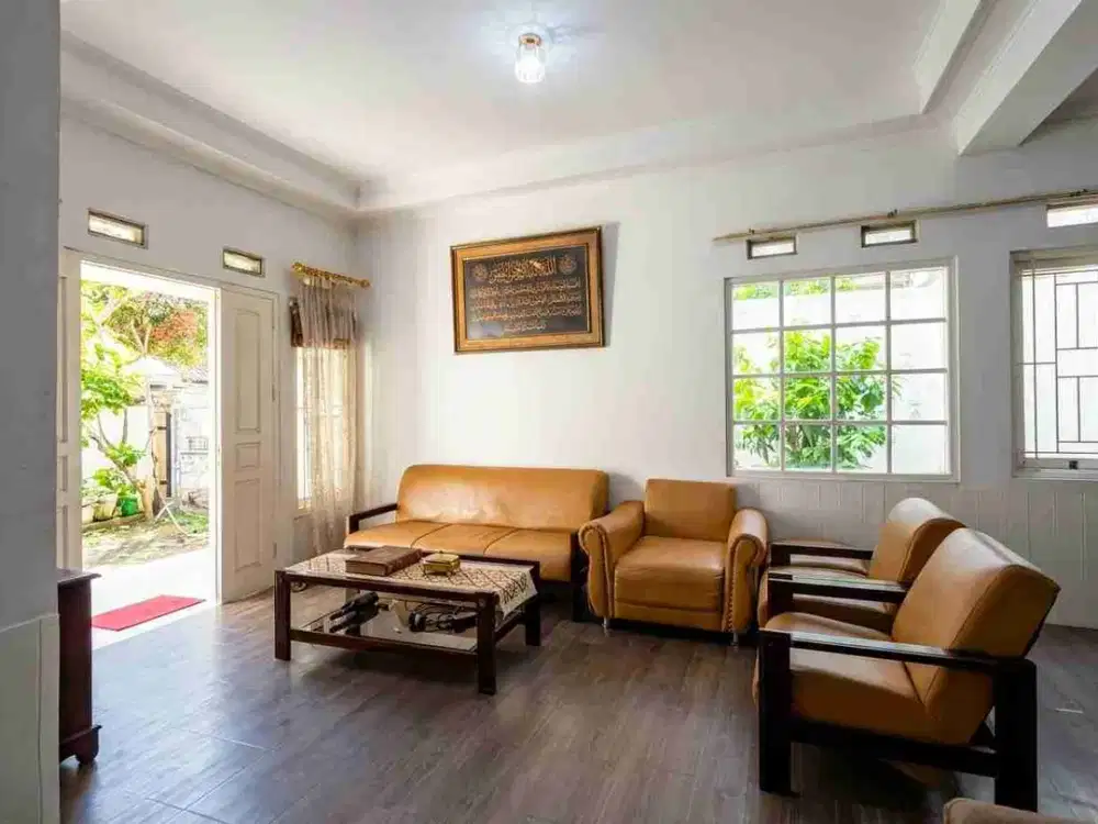 JUAL RUMAH DAGO DEKAT HOTEL SHERATON HARGA 2.4 M NEGO
