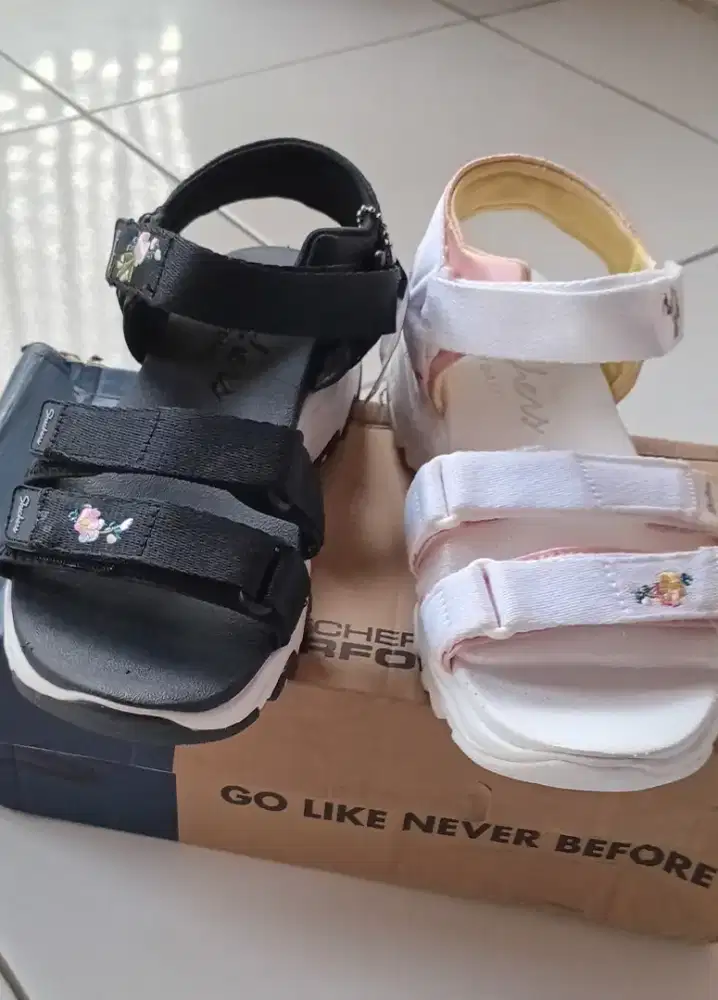 Sandal skechees D-lite  Original