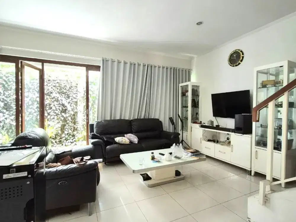 Hot Deal! Rumah 2 Lantai LT 150 m² 5 KT Discovery Bintaro Sektor 9 Tangerang Selatan Harga Nego!!