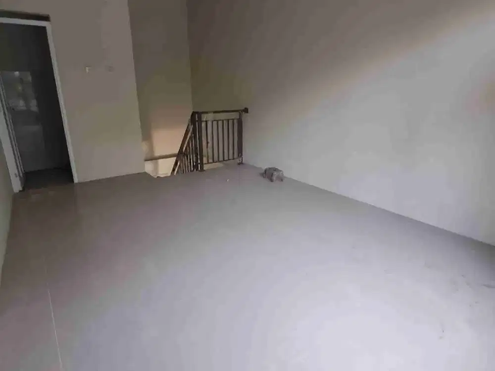 Ruko baru 2 lantai cocok untuk kantor lokasi strategis banget