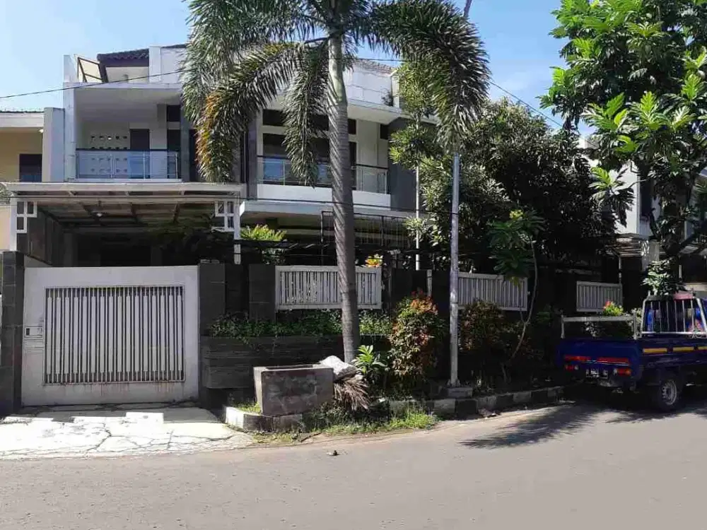 rumah 2lantai minimalis harga menarik di turangga bandung
