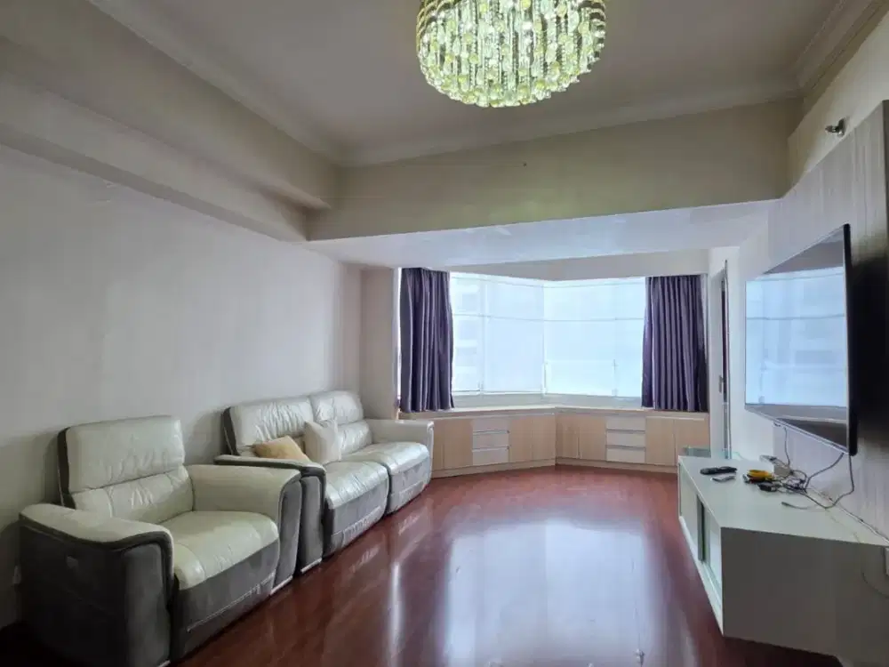 Sewa Taman Anggrek di Atas Mall TA Unit Condo Furnished