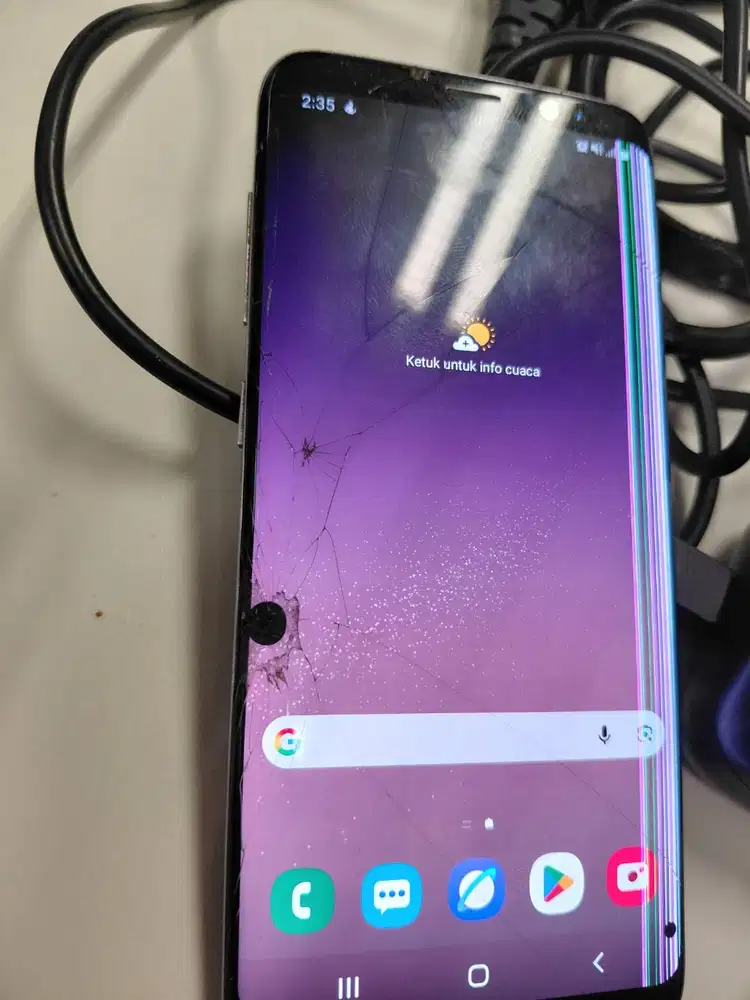 Handphone Samsung S10