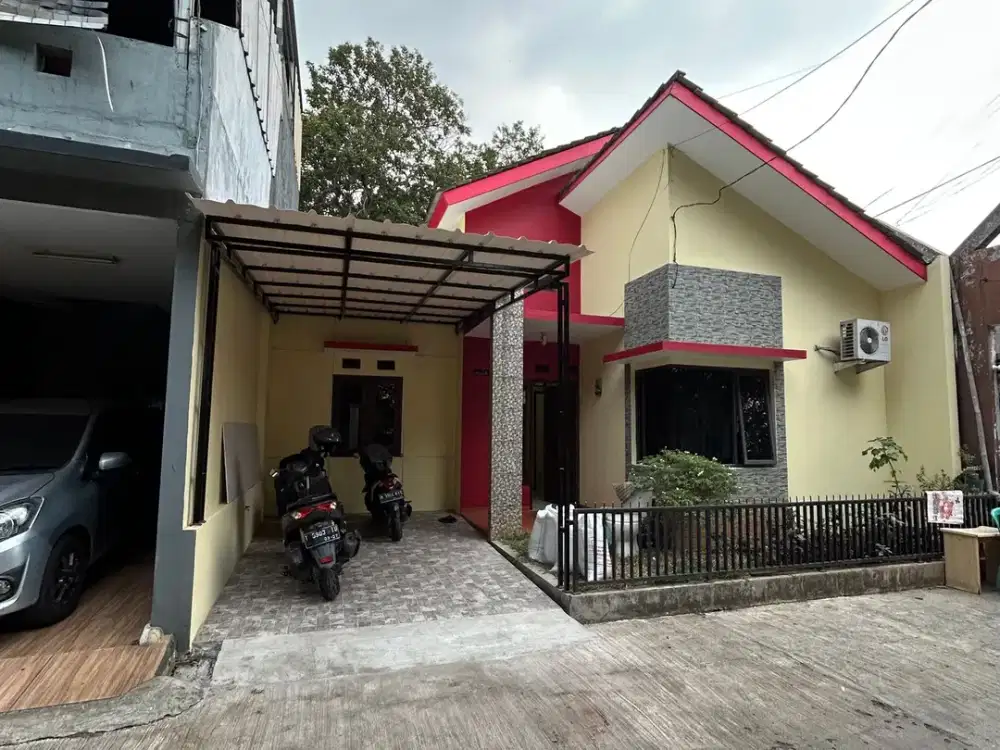 Rumah Hadap Timur 13 Menit ke Grand Galaxy Park Dibantu KPR J-57898