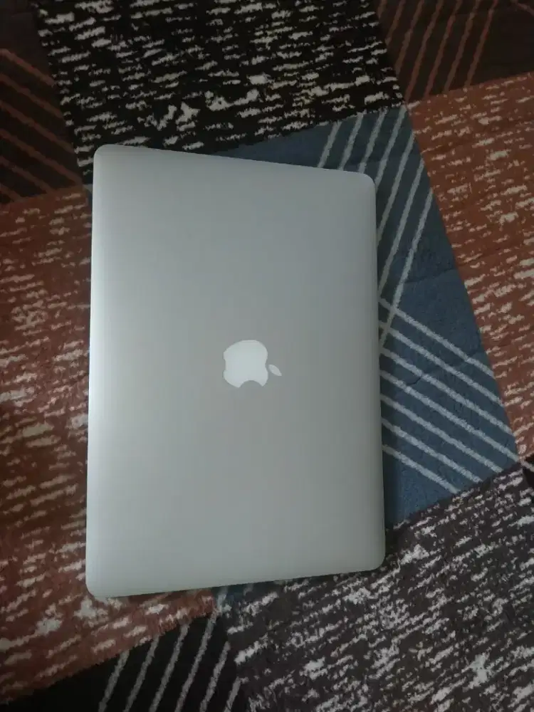 Dijual Macbook 2012 mulus