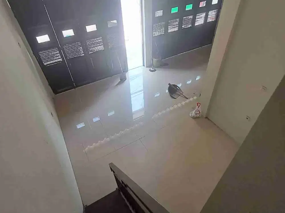 Ruko rendeng 2 lantai cocok untuk usaha dan kantor di area Buah batu