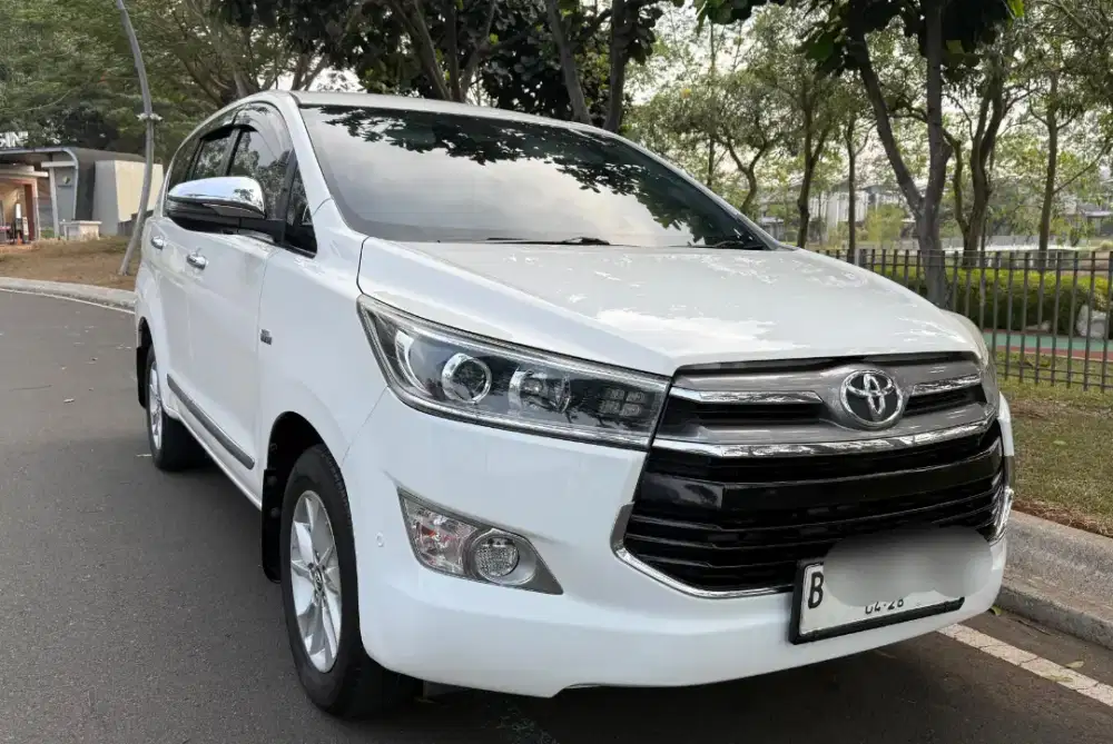 TOYOTA INNOVA REBORN 2.0 V LUXURY 2018 PUTIH MULUS