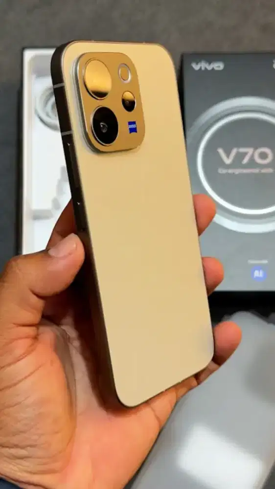 Vivo V70 5G 12/256