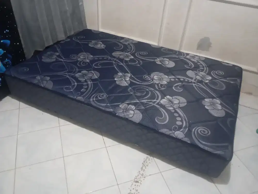 Perlengkapan isi Kamar Tidur