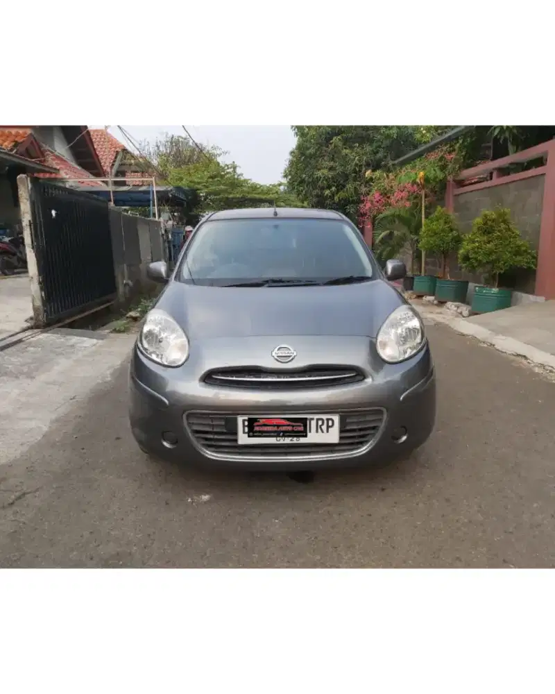 Nissan March L 1.2 AT 2013