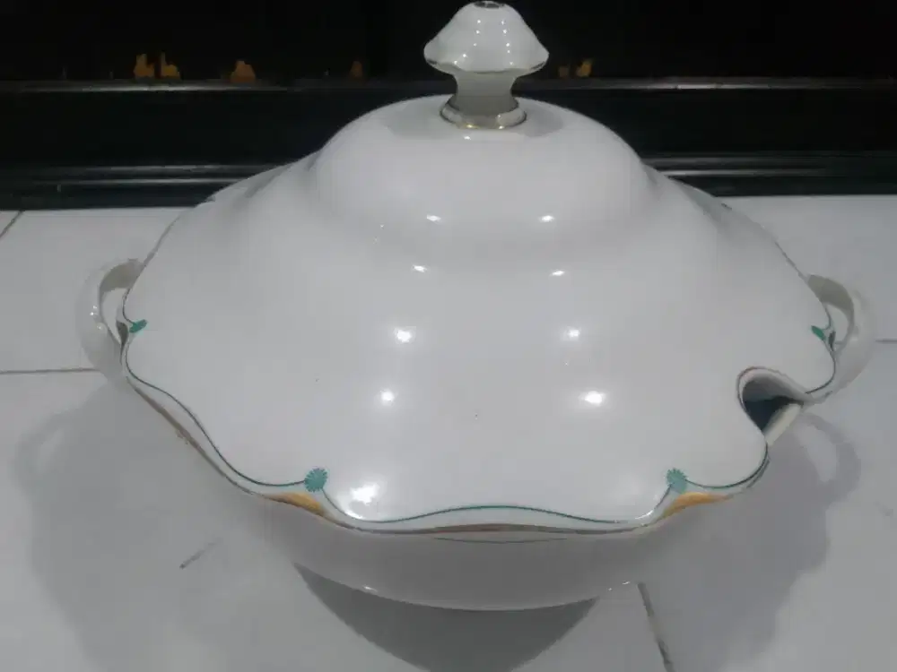 Soup tureen vintage