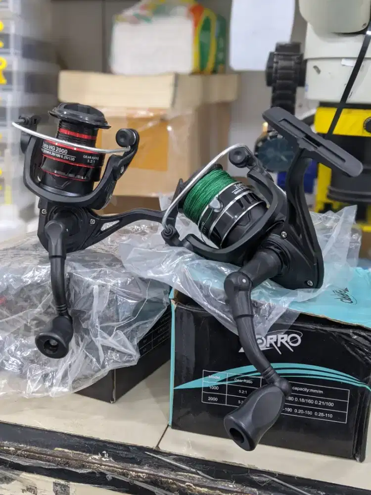 Katrol Reel Pancing 2000