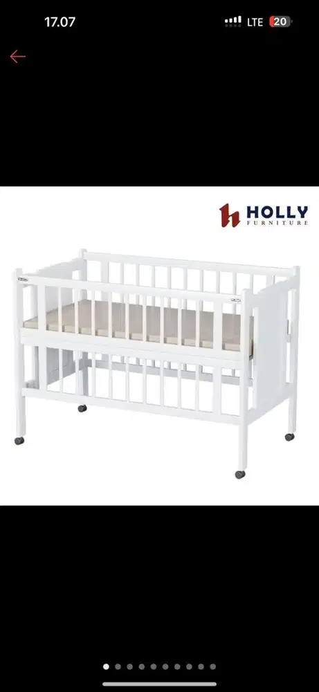 Tempat tidur bayi