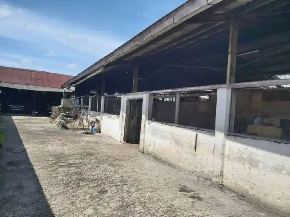 KOMERSIAL AREA EX PABRIK HITUNG TANAH RAYA GUNUNGSARI