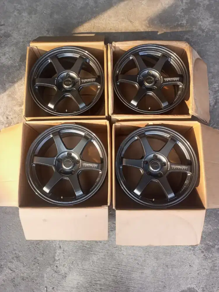 Velg te37 r17 5x114 lbr8 et35