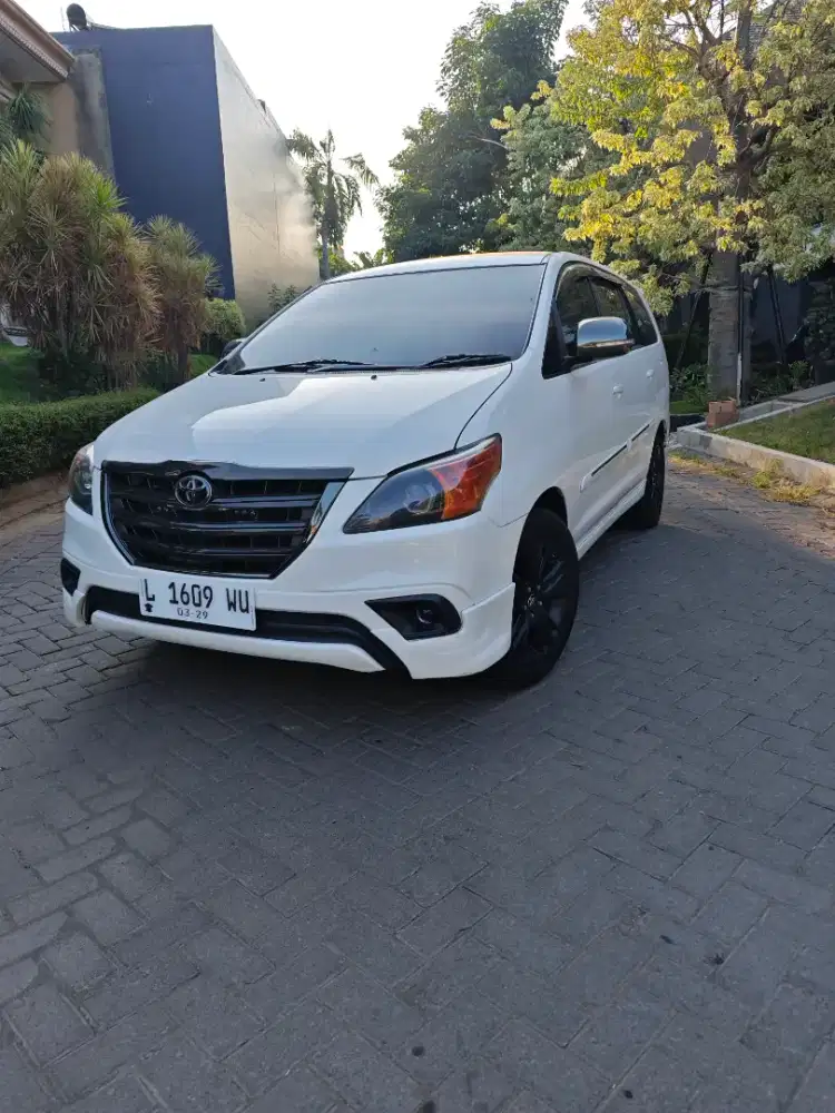 Innova 2.5 G A/T 2014 plat L odo 119rb