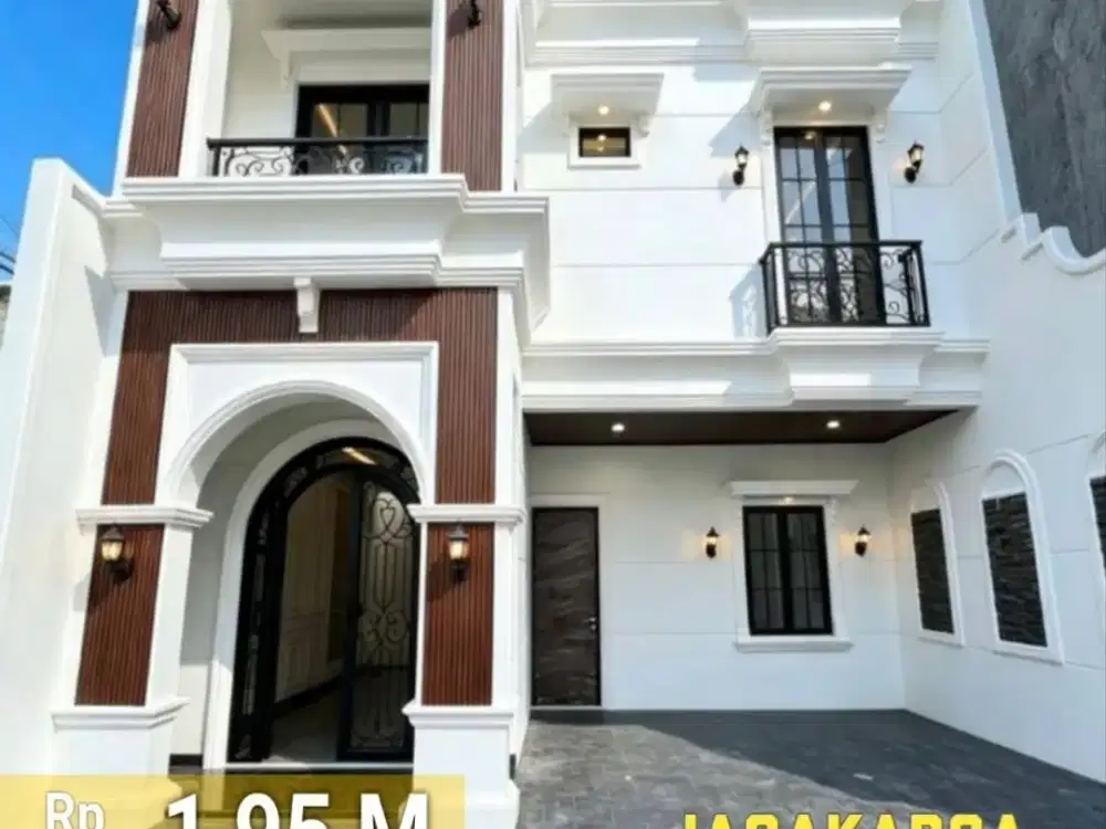 MBV362 Rumah 3 Lt Modern Classic, Attic Room + Rooftop di Jagakarsa