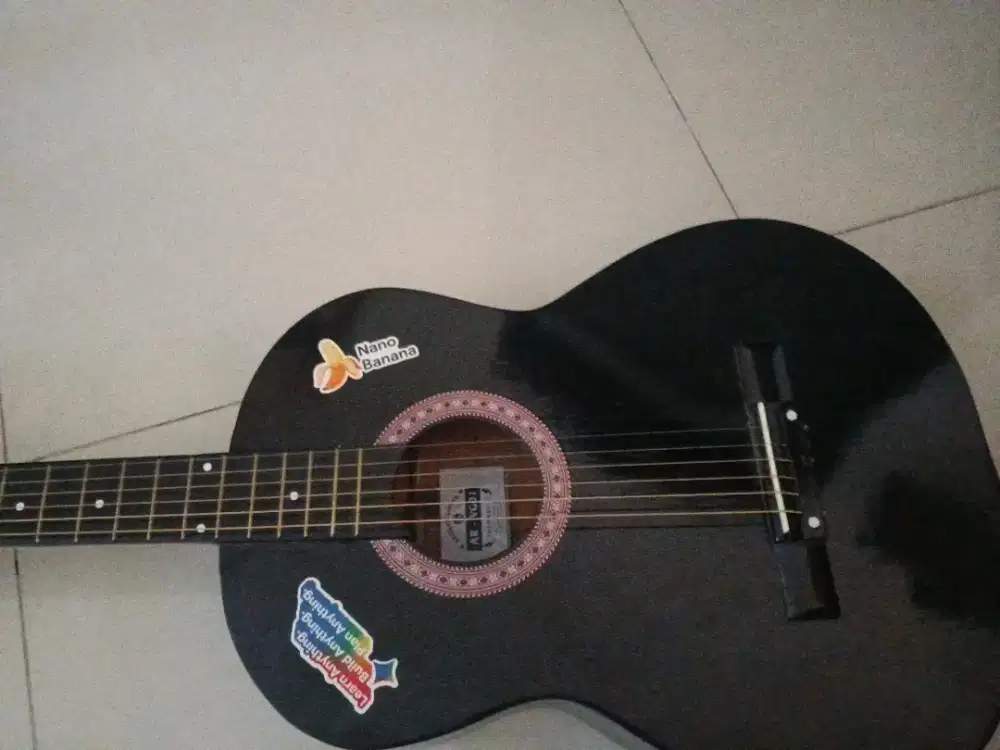 Gitar akustik ( artisan)