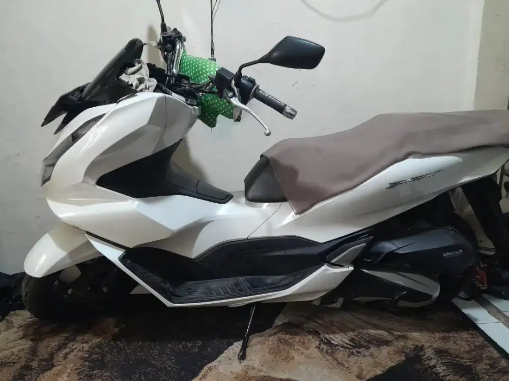 Dijual honda PCX thn 2021