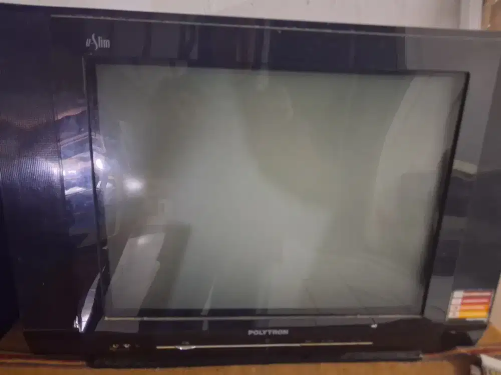 TV Tabung Plasma 21 inc Polytron