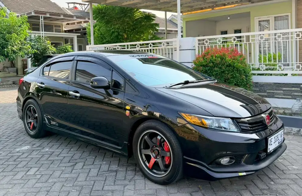 Honda civic FB 2013 manual