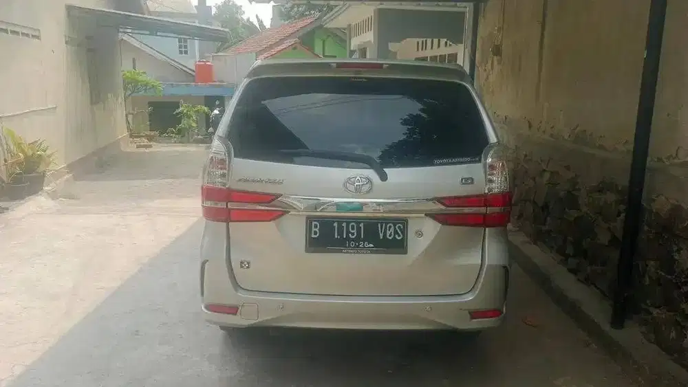 toyota avanza (2021)