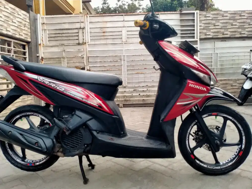 Honda Vario lengkap motor sehat walafiat keterangan detail dibawah