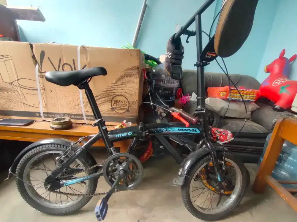 Sepeda lipat dijual