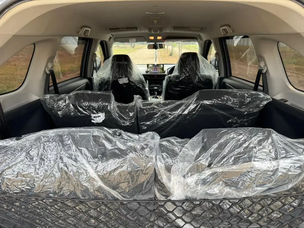 Km 9rb Daihatsu Xenia R 2022/2021 cash tangan pertama