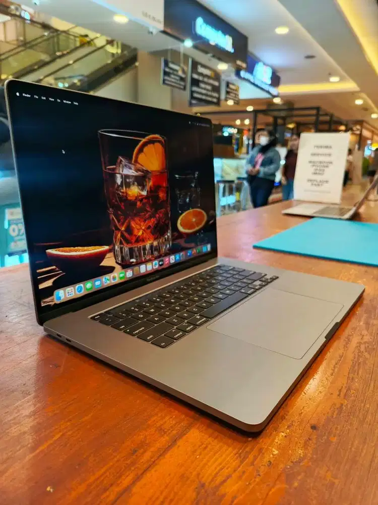 ‎*(Macbook Pro Retina 16-inch 2019) Touchbar* (16/512)