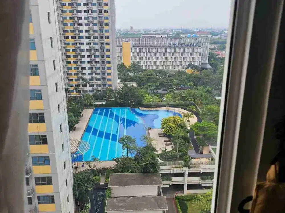 Dijual cepat Apartemen Sprinklake Sumarecon Bekasi, Tower Caldesia, full furnished.