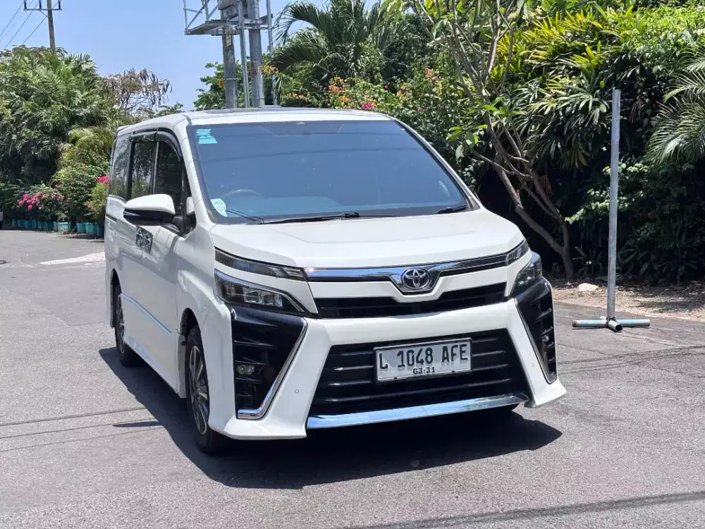 Toyota Voxy 2020 pmk 2021 Automatic