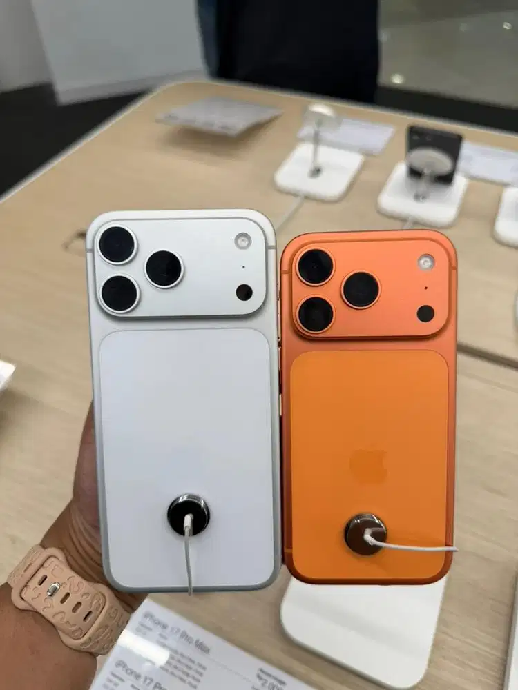 cicilan iPhone 17 pro 256GB bebas 2x angsuran home credit