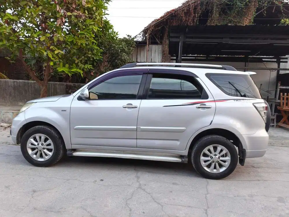 Daihatsu Terios TX At 2011 pajak hidup panjang