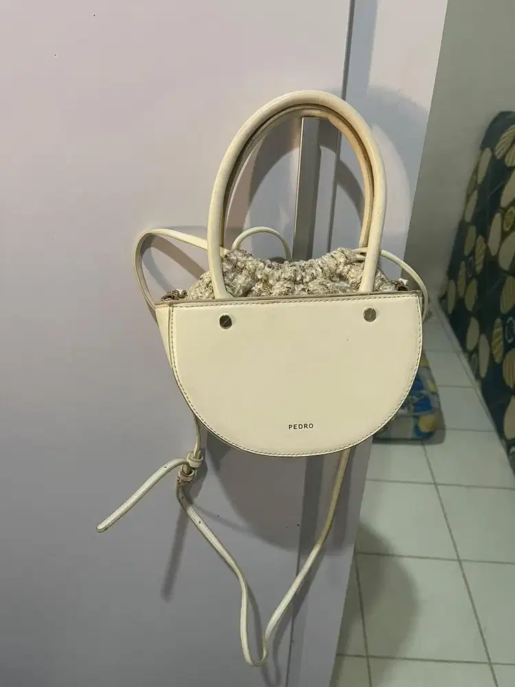 Tas selempang dan hand