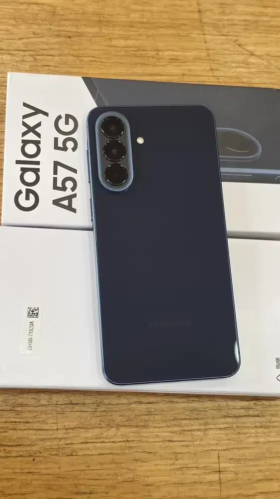 Samsung A57 5G 12/256 gb pemakaian 15 hari garansi aktif