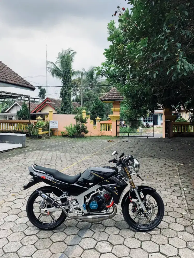 Aksesoris motor Ninja R / SS