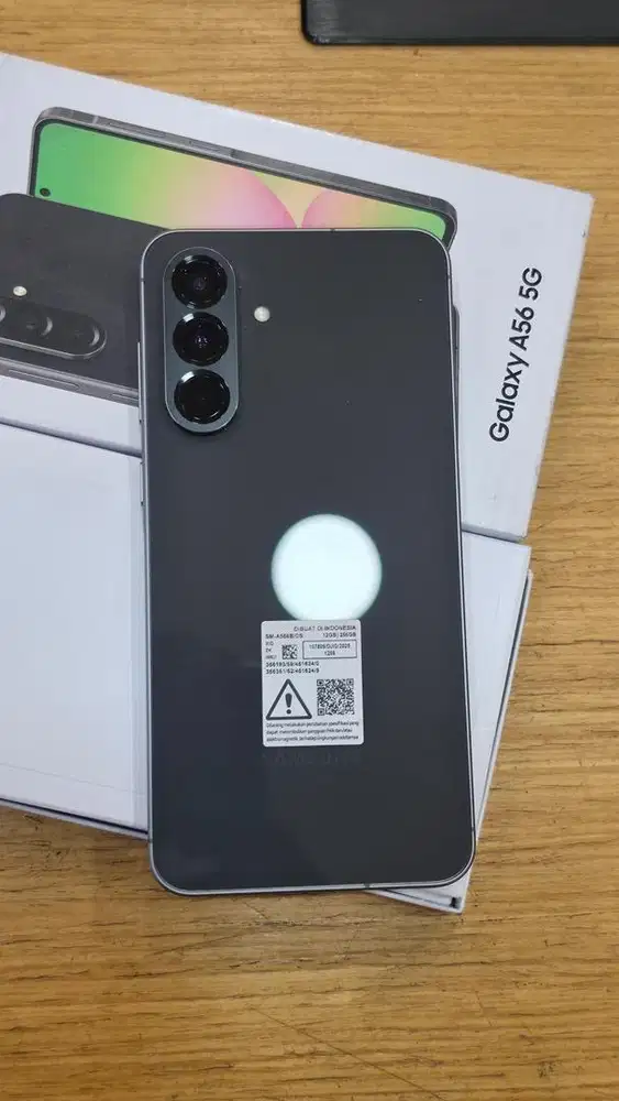 Samsung A56 5G 12/256 gb garansi aktif sampai April 2027