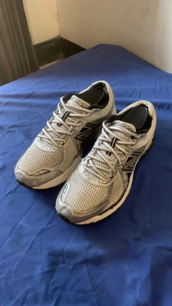 New balance 860 V2